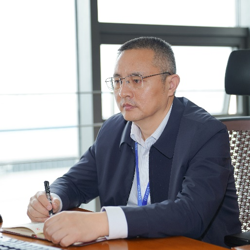 9 艾松.png 9 艾松.png